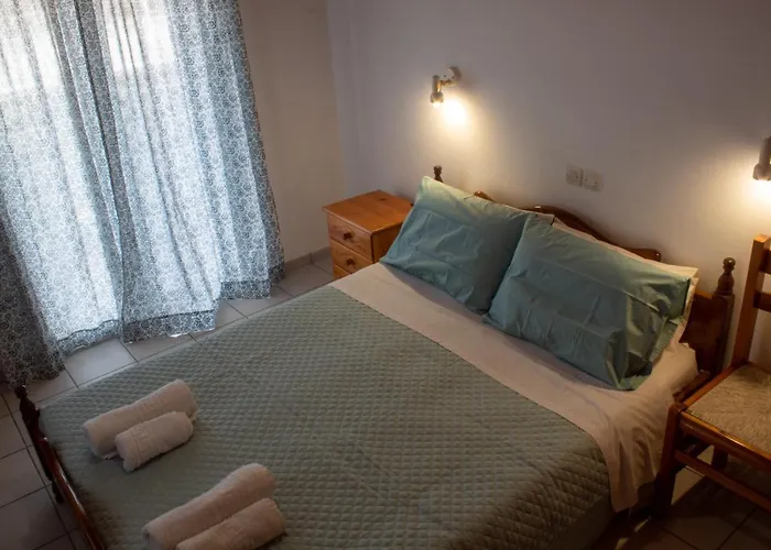 Vaso Alykanas Apartmanhotel Alikanász