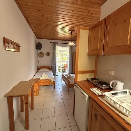 Vaso Alykanas Apartahotel 3*