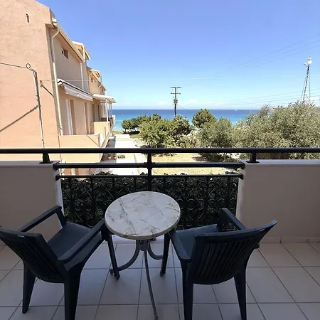 Apartahotel Vaso Alykanas